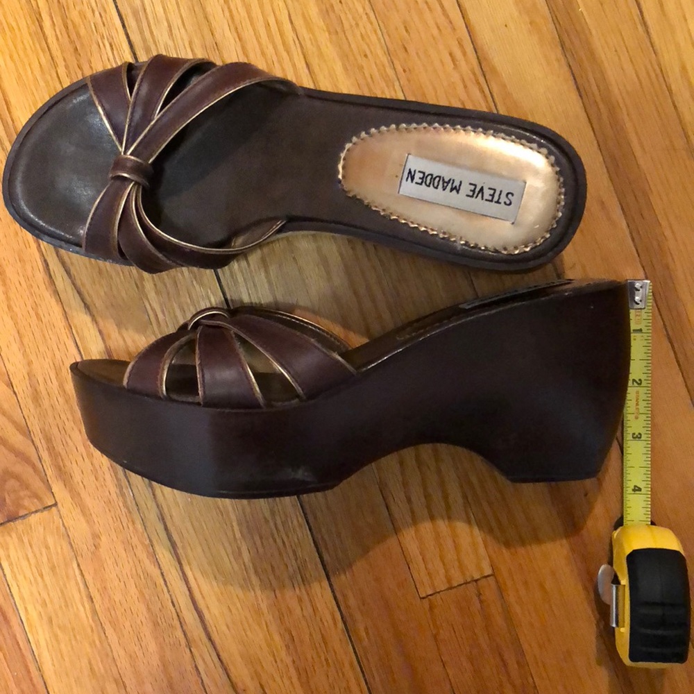 Shoes - Picture 2 of 3